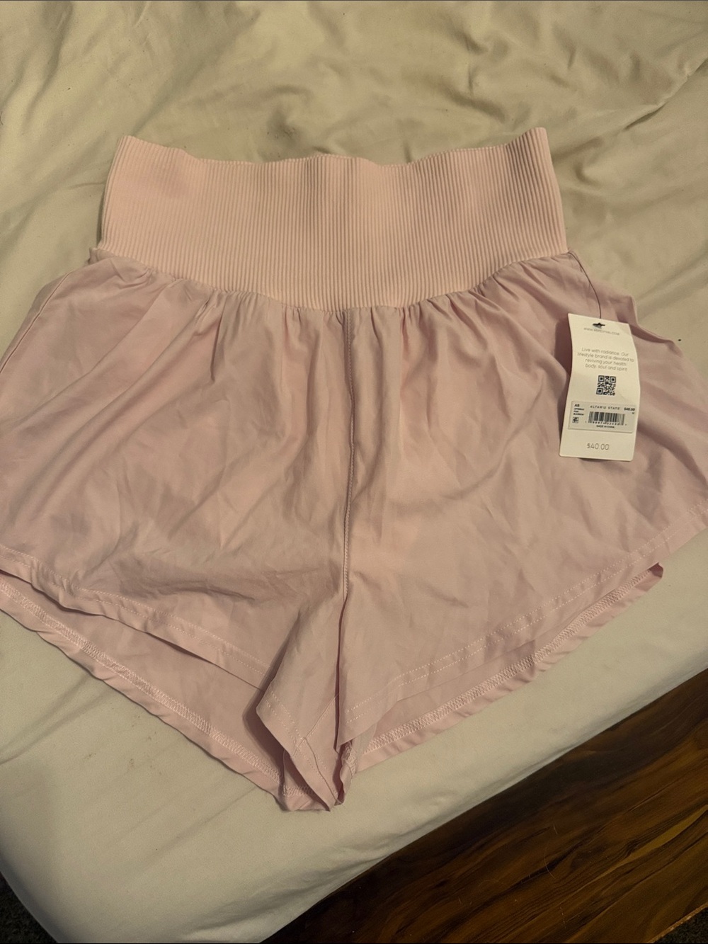 High-Waist Pink Athletic Shorts with Ribbed Waistband